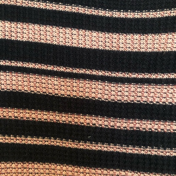 Adorable MINKPINK sweater dress size XS - Picture 5 of 5